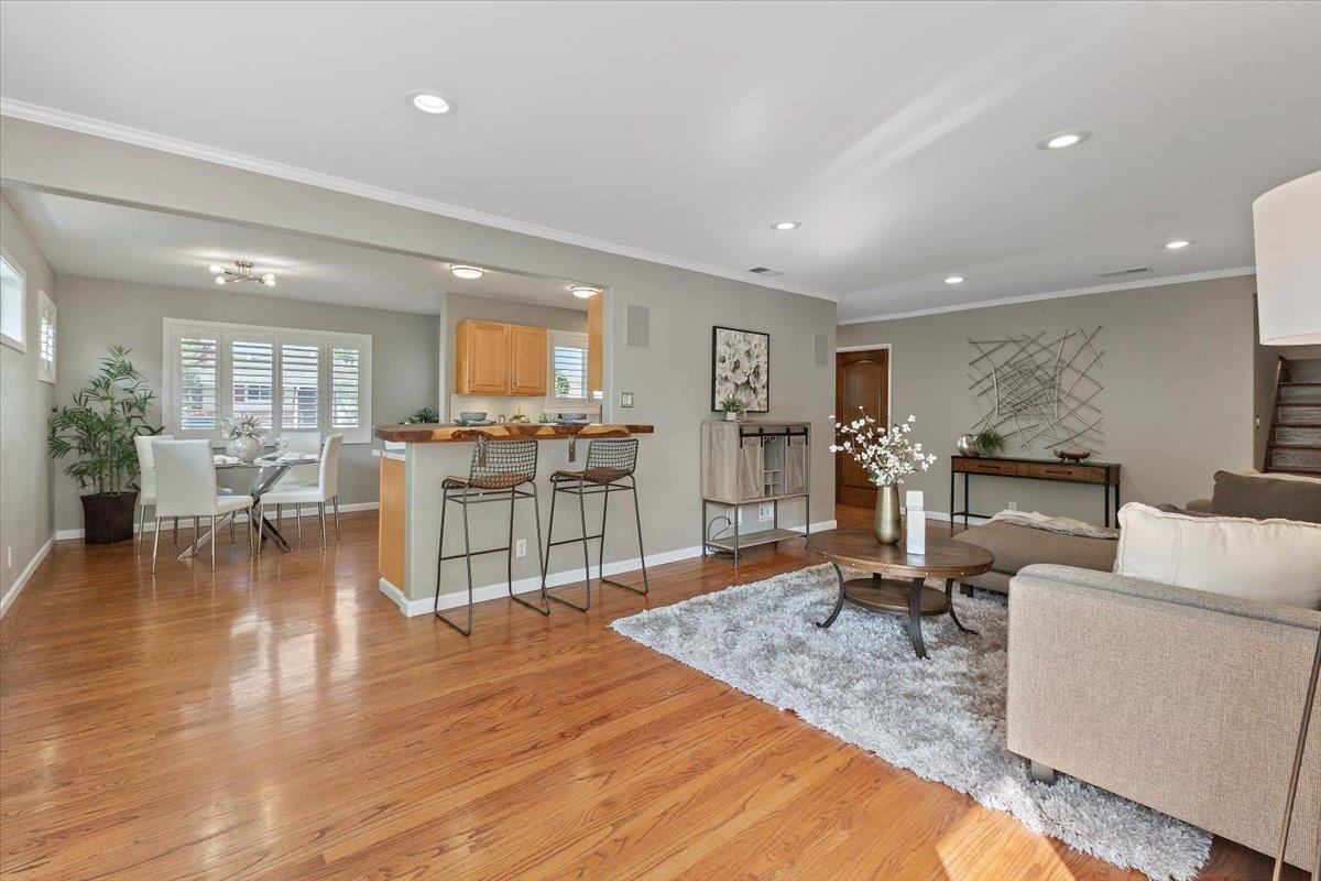 Detail Gallery Image 8 of 30 For 739 Pritchard Ct, Santa Clara,  CA 95051 - 4 Beds | 2/1 Baths