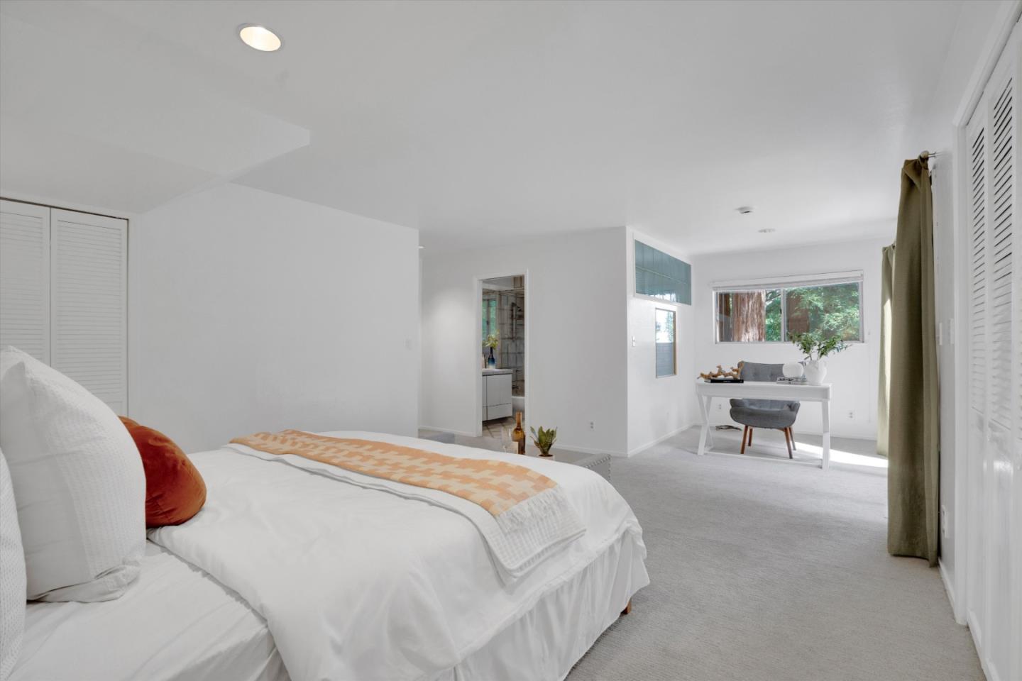 Detail Gallery Image 23 of 56 For 12 Summit Rd, Woodside,  CA 94062 - 4 Beds | 3/1 Baths