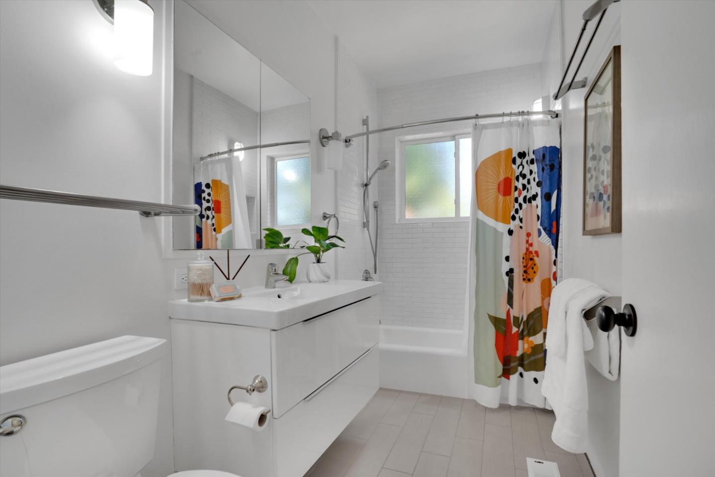 Detail Gallery Image 35 of 56 For 12 Summit Rd, Woodside,  CA 94062 - 4 Beds | 3/1 Baths