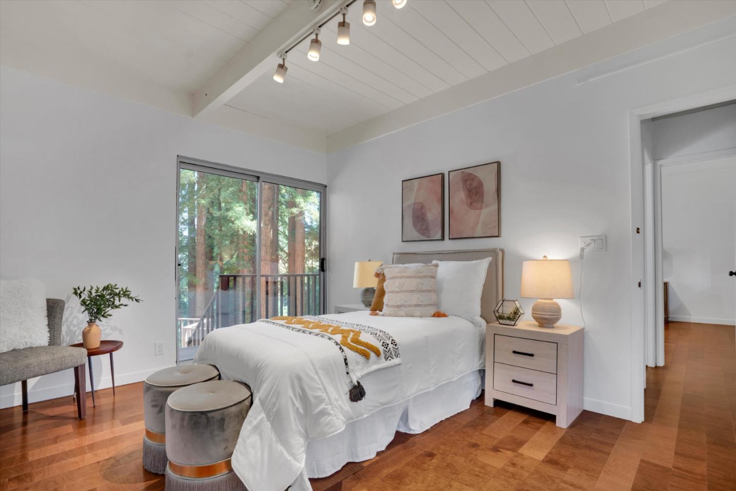 Detail Gallery Image 36 of 56 For 12 Summit Rd, Woodside,  CA 94062 - 4 Beds | 3/1 Baths