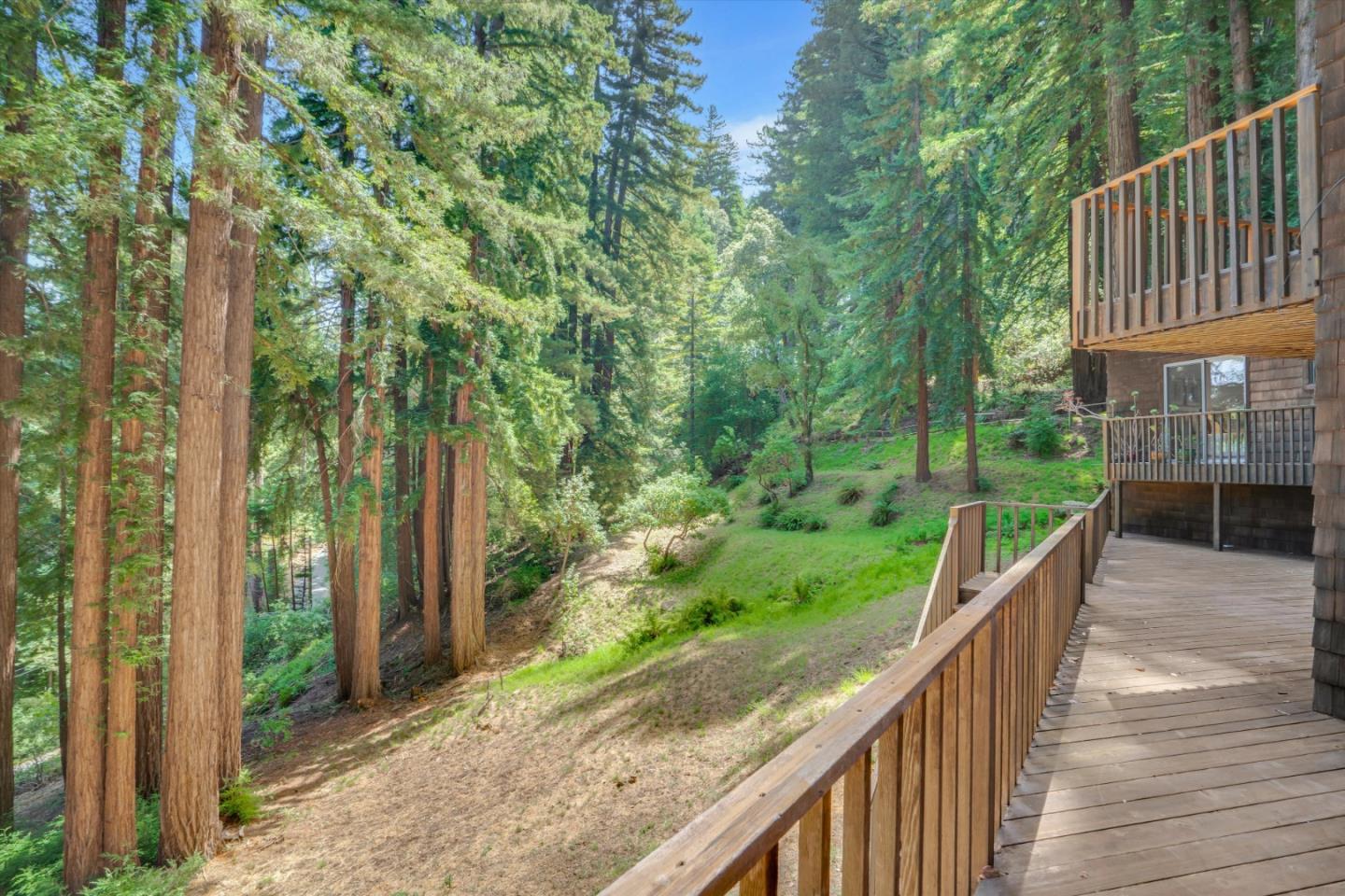 Detail Gallery Image 45 of 56 For 12 Summit Rd, Woodside,  CA 94062 - 4 Beds | 3/1 Baths
