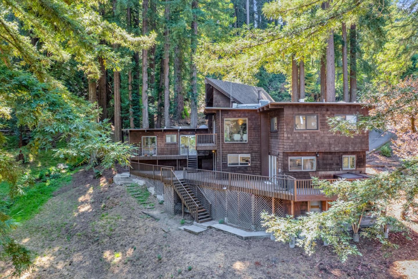 Detail Gallery Image 50 of 56 For 12 Summit Rd, Woodside,  CA 94062 - 4 Beds | 3/1 Baths