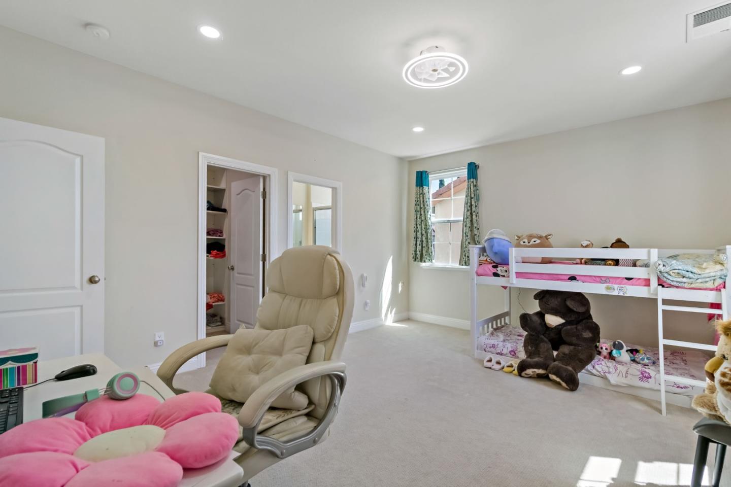 Detail Gallery Image 63 of 98 For 224 Riverland Ct, San Ramon,  CA 94582 - 4 Beds | 4 Baths
