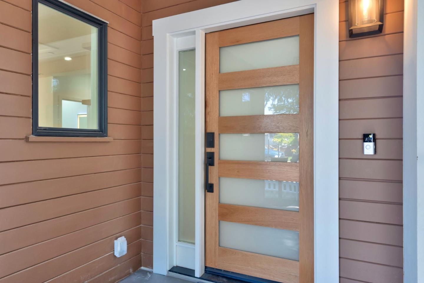 Detail Gallery Image 32 of 45 For 827 S Idaho St, San Mateo,  CA 94402 - 4 Beds | 4 Baths