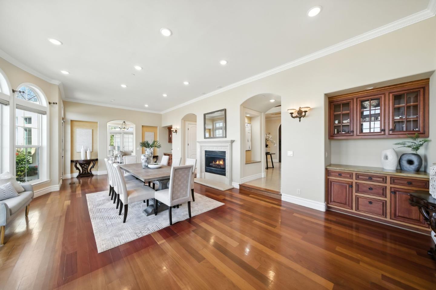 Detail Gallery Image 12 of 93 For 44989 Vista Del Sol, Fremont,  CA 94539 - 7 Beds | 6/2 Baths