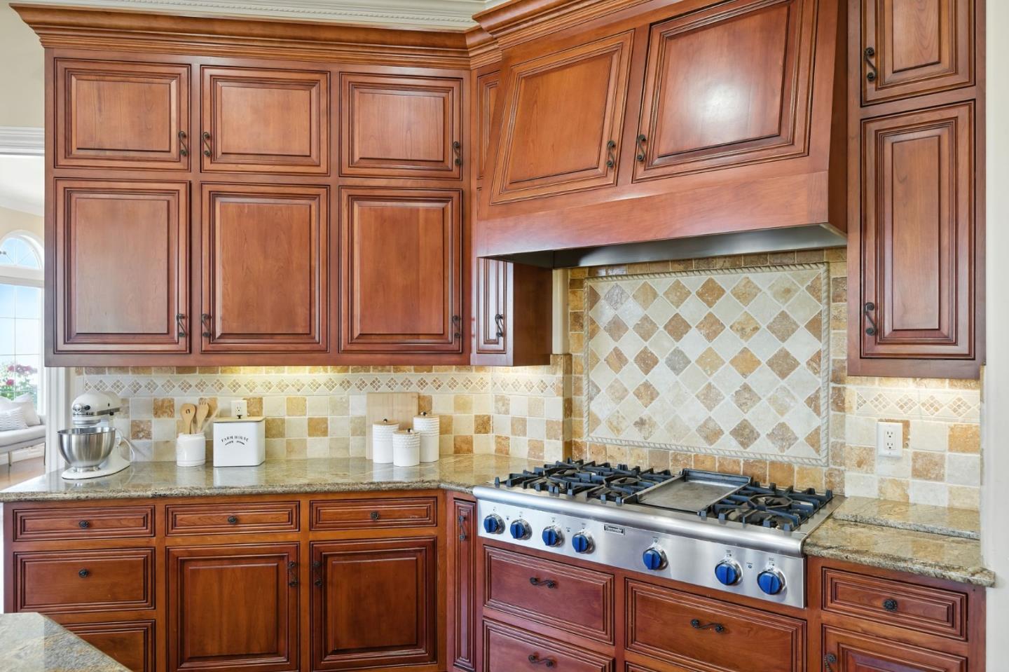Detail Gallery Image 17 of 93 For 44989 Vista Del Sol, Fremont,  CA 94539 - 7 Beds | 6/2 Baths