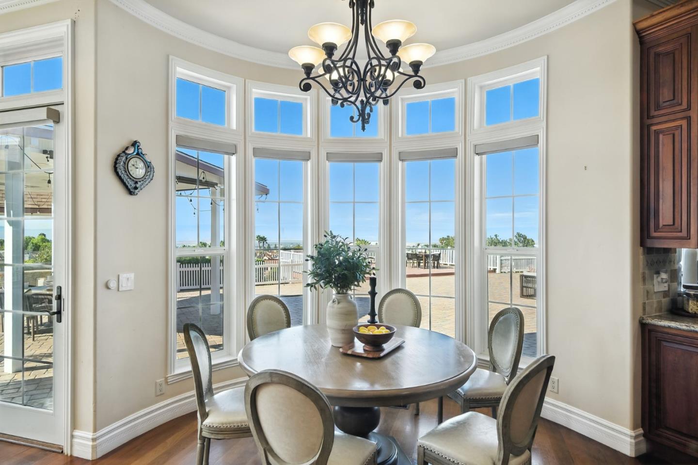 Detail Gallery Image 23 of 93 For 44989 Vista Del Sol, Fremont,  CA 94539 - 7 Beds | 6/2 Baths