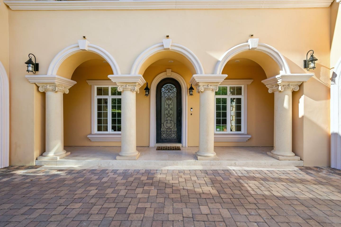 Detail Gallery Image 3 of 93 For 44989 Vista Del Sol, Fremont,  CA 94539 - 7 Beds | 6/2 Baths
