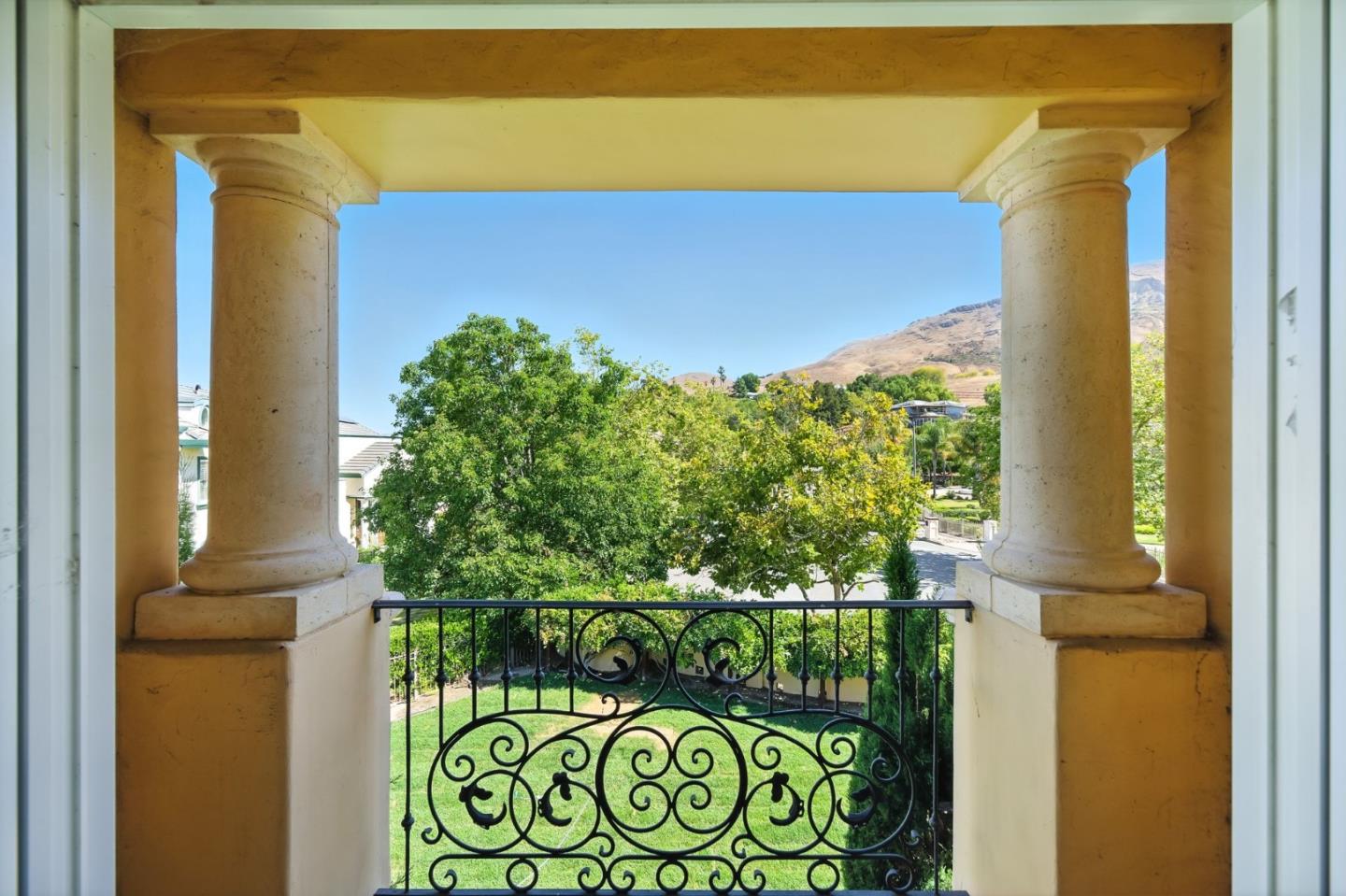 Detail Gallery Image 52 of 93 For 44989 Vista Del Sol, Fremont,  CA 94539 - 7 Beds | 6/2 Baths