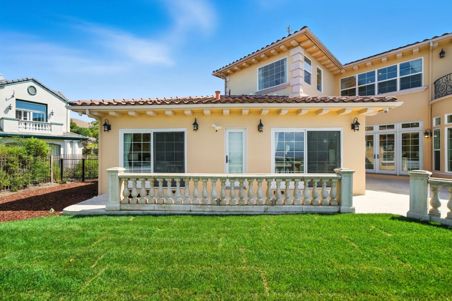 Detail Gallery Image 71 of 93 For 44989 Vista Del Sol, Fremont,  CA 94539 - 7 Beds | 6/2 Baths
