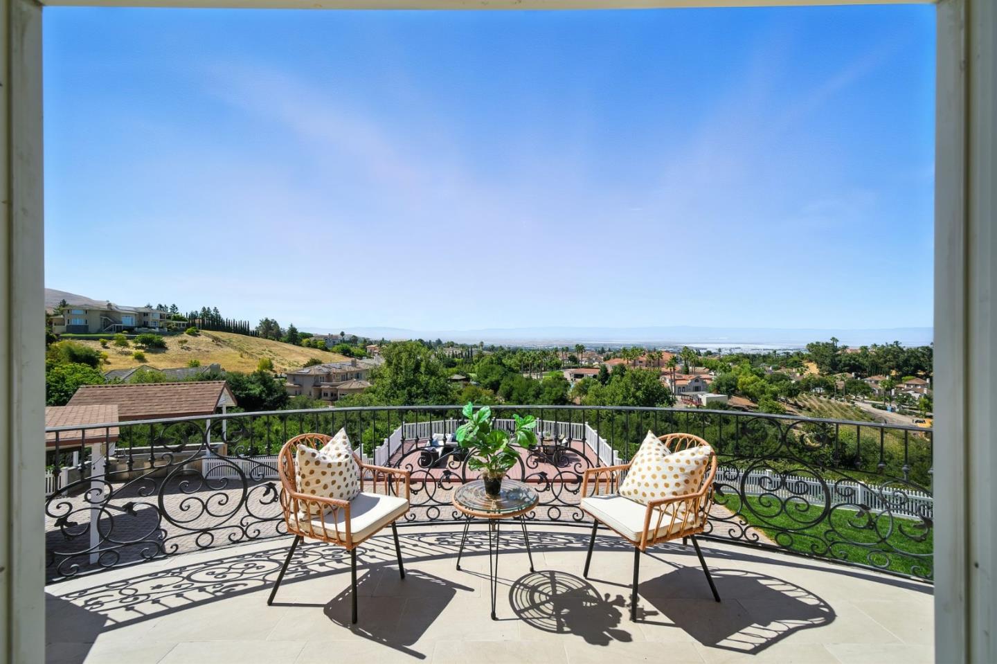 Detail Gallery Image 78 of 93 For 44989 Vista Del Sol, Fremont,  CA 94539 - 7 Beds | 6/2 Baths