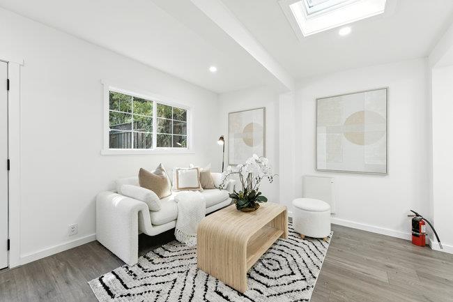 Detail Gallery Image 7 of 26 For 755 Homer Ave, Palo Alto,  CA 94301 - 2 Beds | 2 Baths