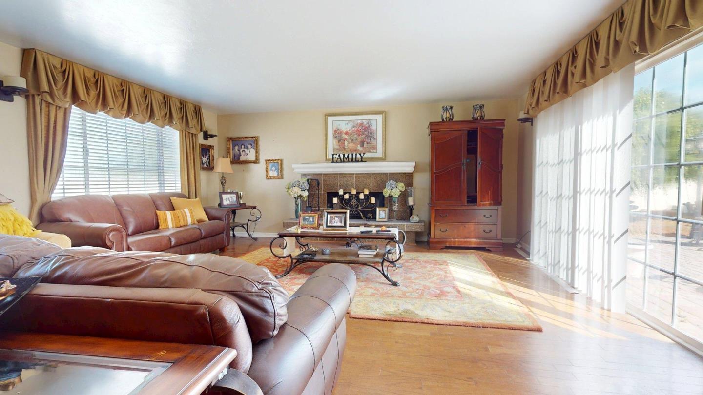 Detail Gallery Image 35 of 57 For 1976 Grandview St, Seaside,  CA 93955 - 3 Beds | 2 Baths