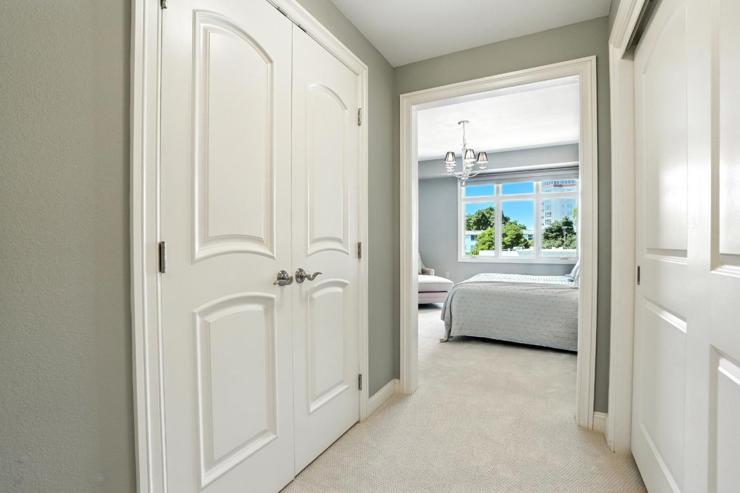 Detail Gallery Image 23 of 39 For 10 Crystal Springs Rd #1310,  San Mateo,  CA 94402 - 2 Beds | 2/1 Baths