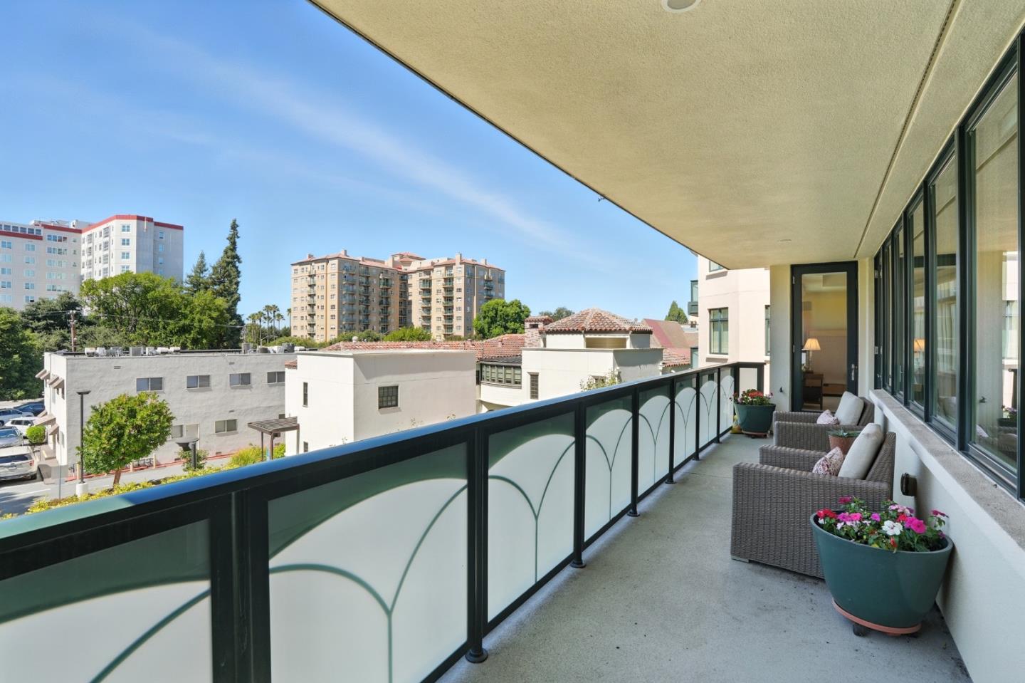 Detail Gallery Image 34 of 39 For 10 Crystal Springs Rd #1310,  San Mateo,  CA 94402 - 2 Beds | 2/1 Baths