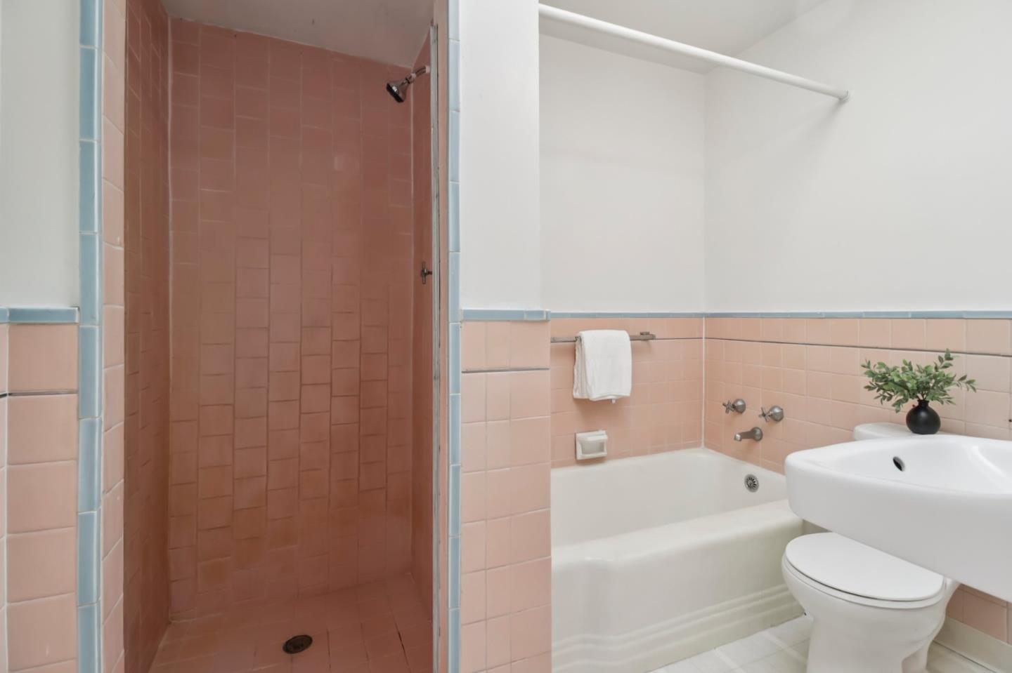 Detail Gallery Image 22 of 42 For 291 Roosevelt Ave, Daly City,  CA 94014 - 2 Beds | 1 Baths