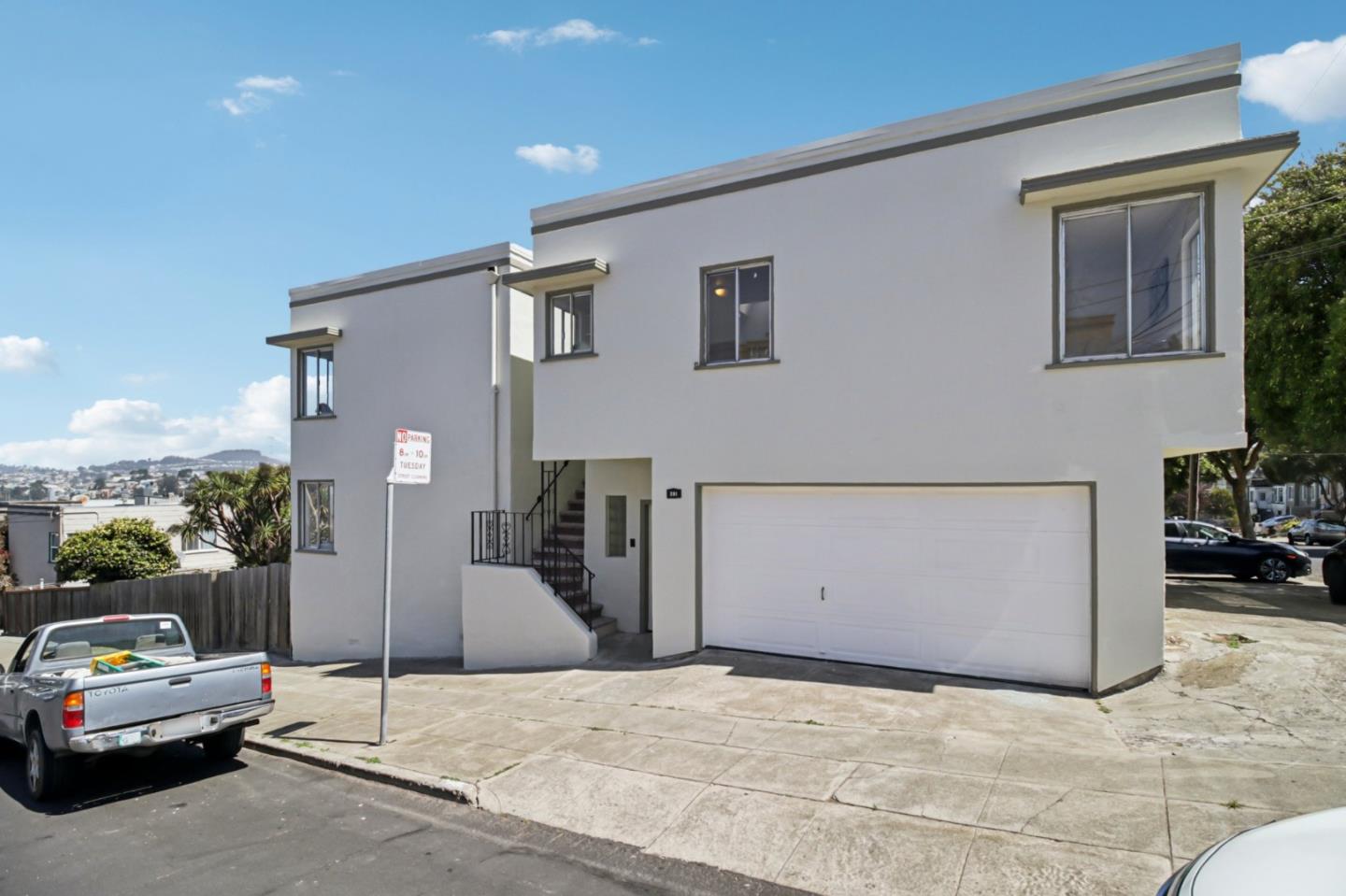 Detail Gallery Image 3 of 42 For 291 Roosevelt Ave, Daly City,  CA 94014 - 2 Beds | 1 Baths