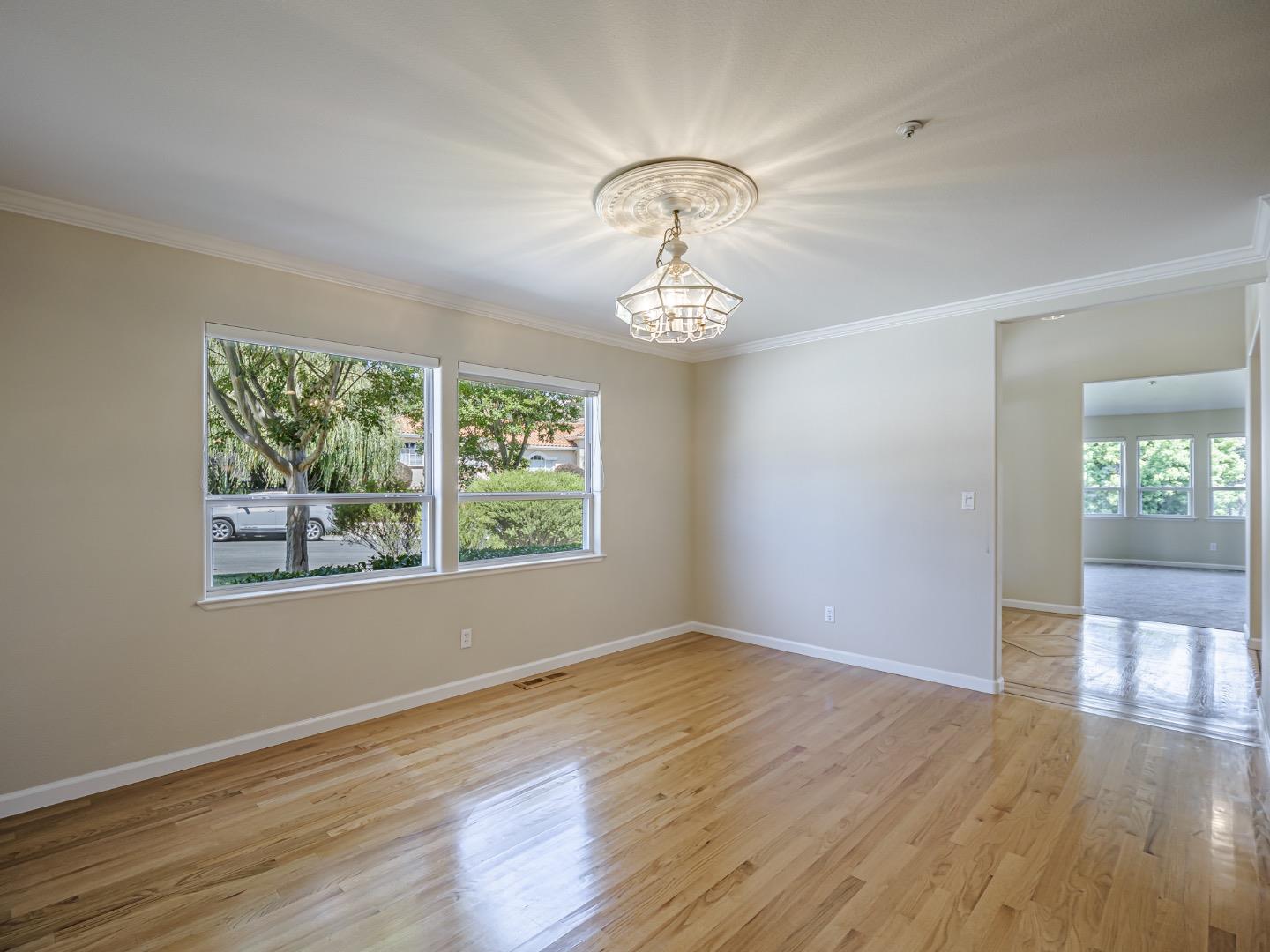 Detail Gallery Image 12 of 107 For 3385 Daffodil Ct, Soquel,  CA 95073 - 4 Beds | 2/1 Baths