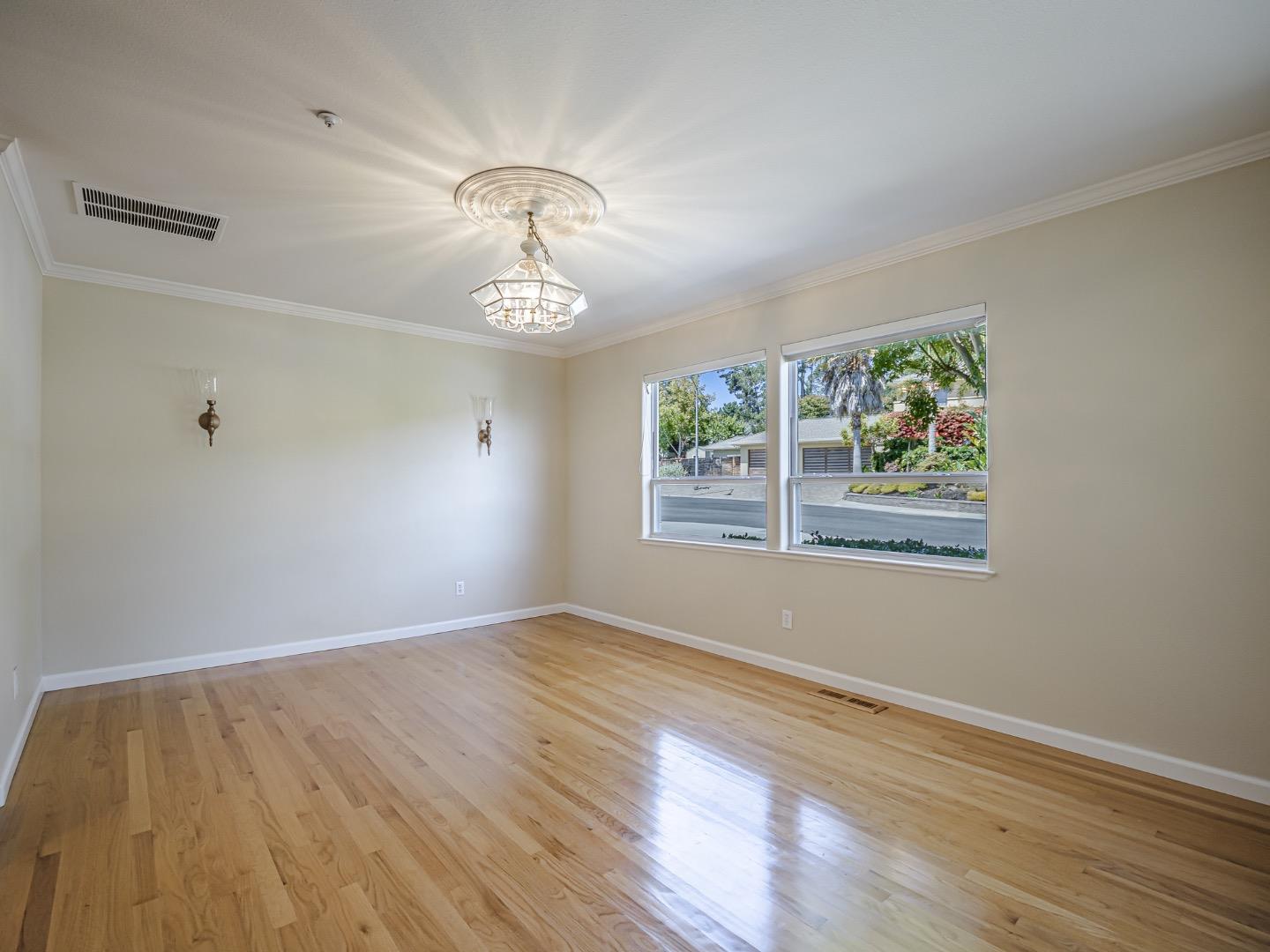 Detail Gallery Image 14 of 107 For 3385 Daffodil Ct, Soquel,  CA 95073 - 4 Beds | 2/1 Baths