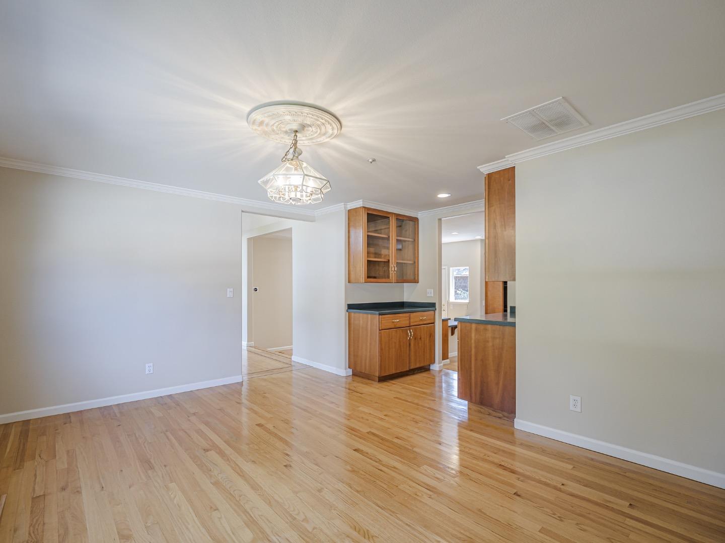 Detail Gallery Image 19 of 107 For 3385 Daffodil Ct, Soquel,  CA 95073 - 4 Beds | 2/1 Baths