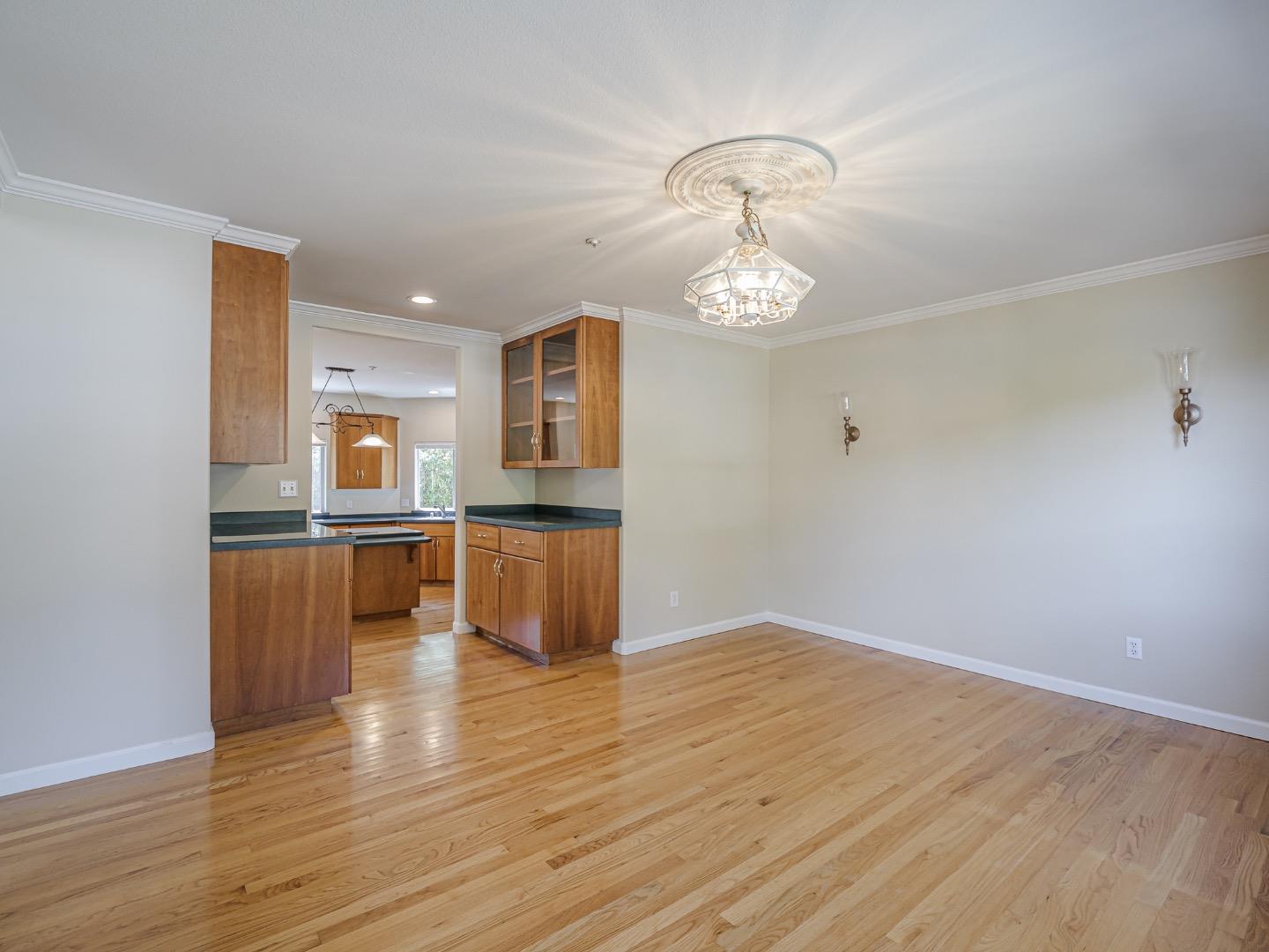 Detail Gallery Image 20 of 107 For 3385 Daffodil Ct, Soquel,  CA 95073 - 4 Beds | 2/1 Baths