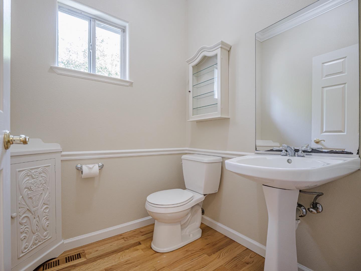 Detail Gallery Image 38 of 107 For 3385 Daffodil Ct, Soquel,  CA 95073 - 4 Beds | 2/1 Baths