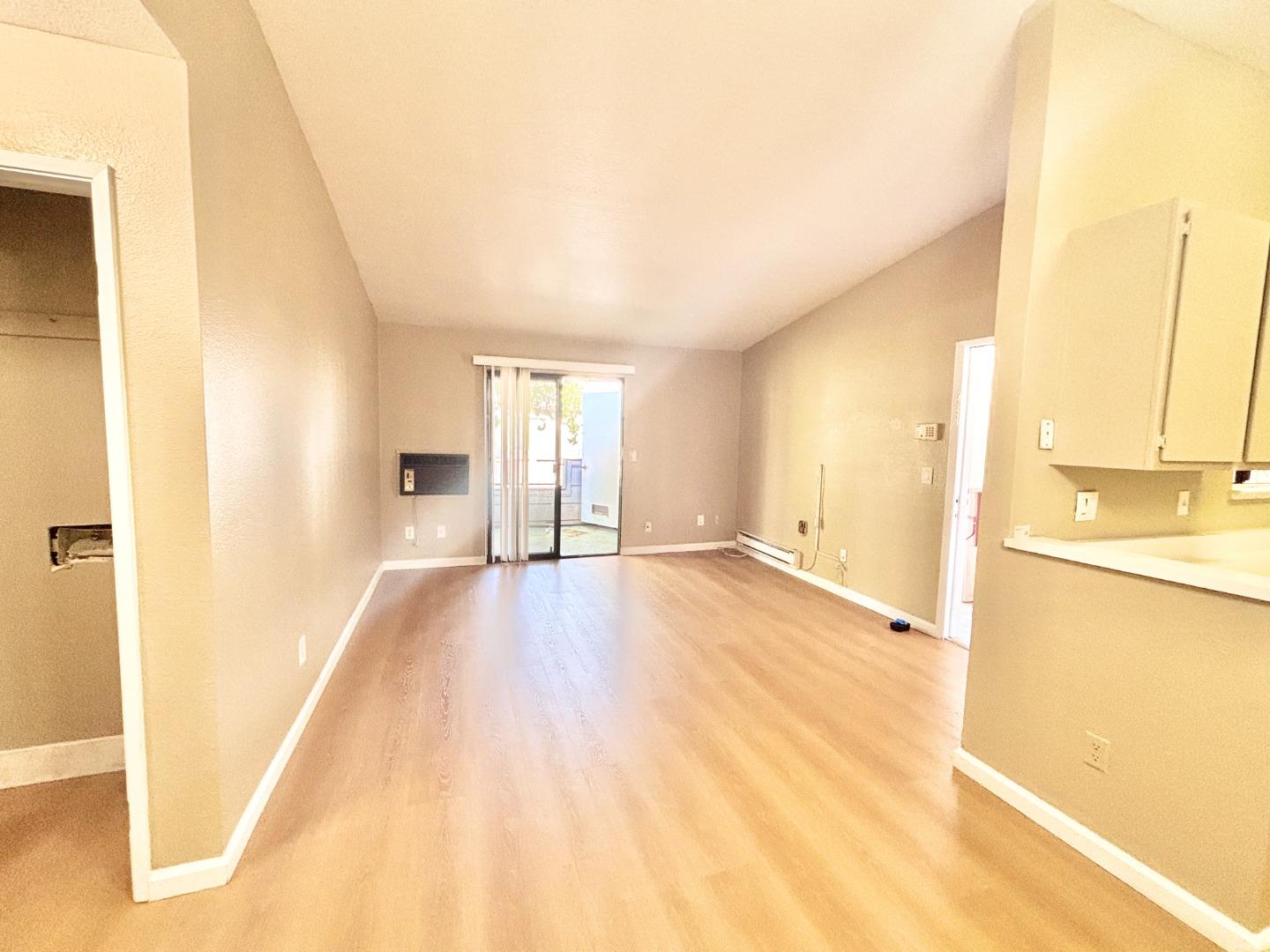 Detail Gallery Image 10 of 25 For 7 Lancaster Cir #235,  Bay Point,  CA 94565 - 2 Beds | 1 Baths