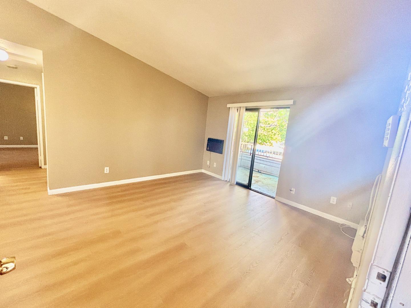 Detail Gallery Image 4 of 25 For 7 Lancaster Cir #235,  Bay Point,  CA 94565 - 2 Beds | 1 Baths