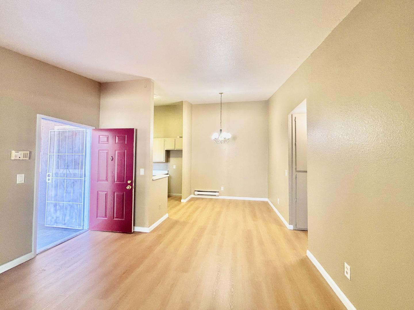 Detail Gallery Image 5 of 25 For 7 Lancaster Cir #235,  Bay Point,  CA 94565 - 2 Beds | 1 Baths