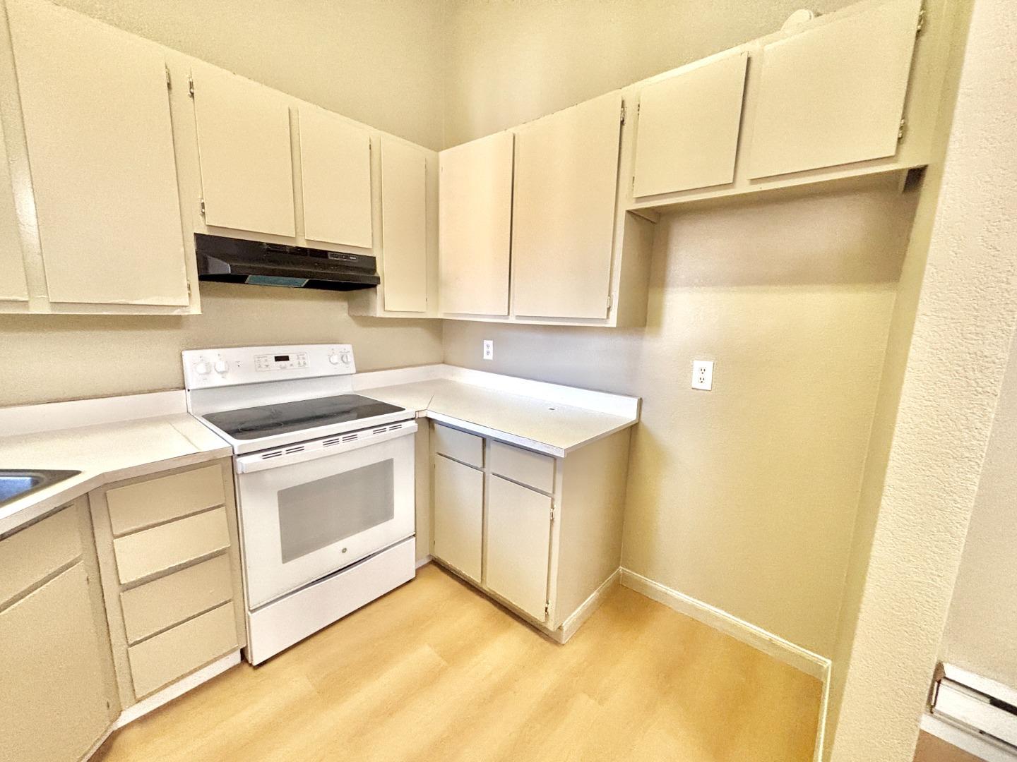 Detail Gallery Image 9 of 25 For 7 Lancaster Cir #235,  Bay Point,  CA 94565 - 2 Beds | 1 Baths