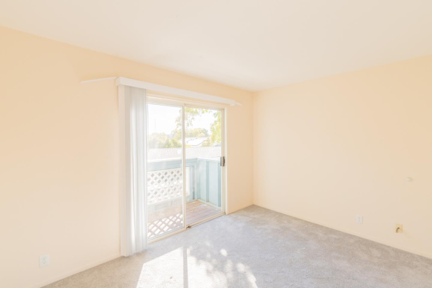 Detail Gallery Image 16 of 23 For 1527 Four Oaks Cir, San Jose,  CA 95131 - 1 Beds | 1 Baths