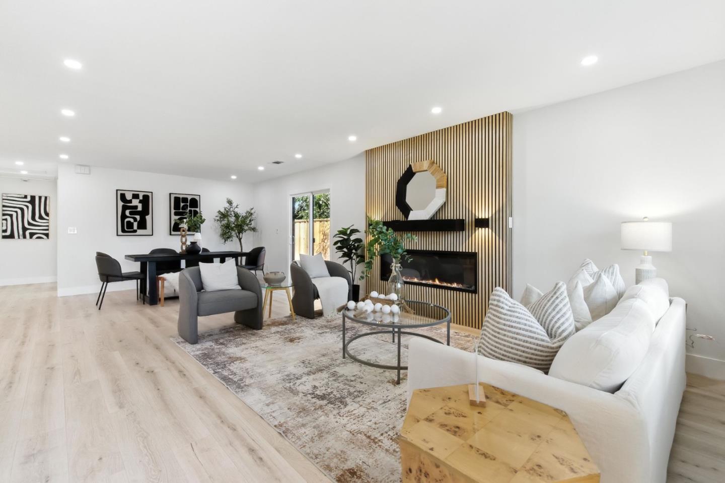 Detail Gallery Image 4 of 32 For 3124 Wessex Way, Redwood City,  CA 94061 - 4 Beds | 4 Baths