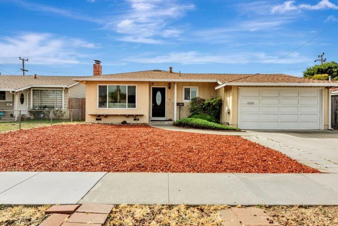 Detail Gallery Image 1 of 22 For 4692 Nelson St, Fremont,  CA 94538 - 3 Beds | 2 Baths