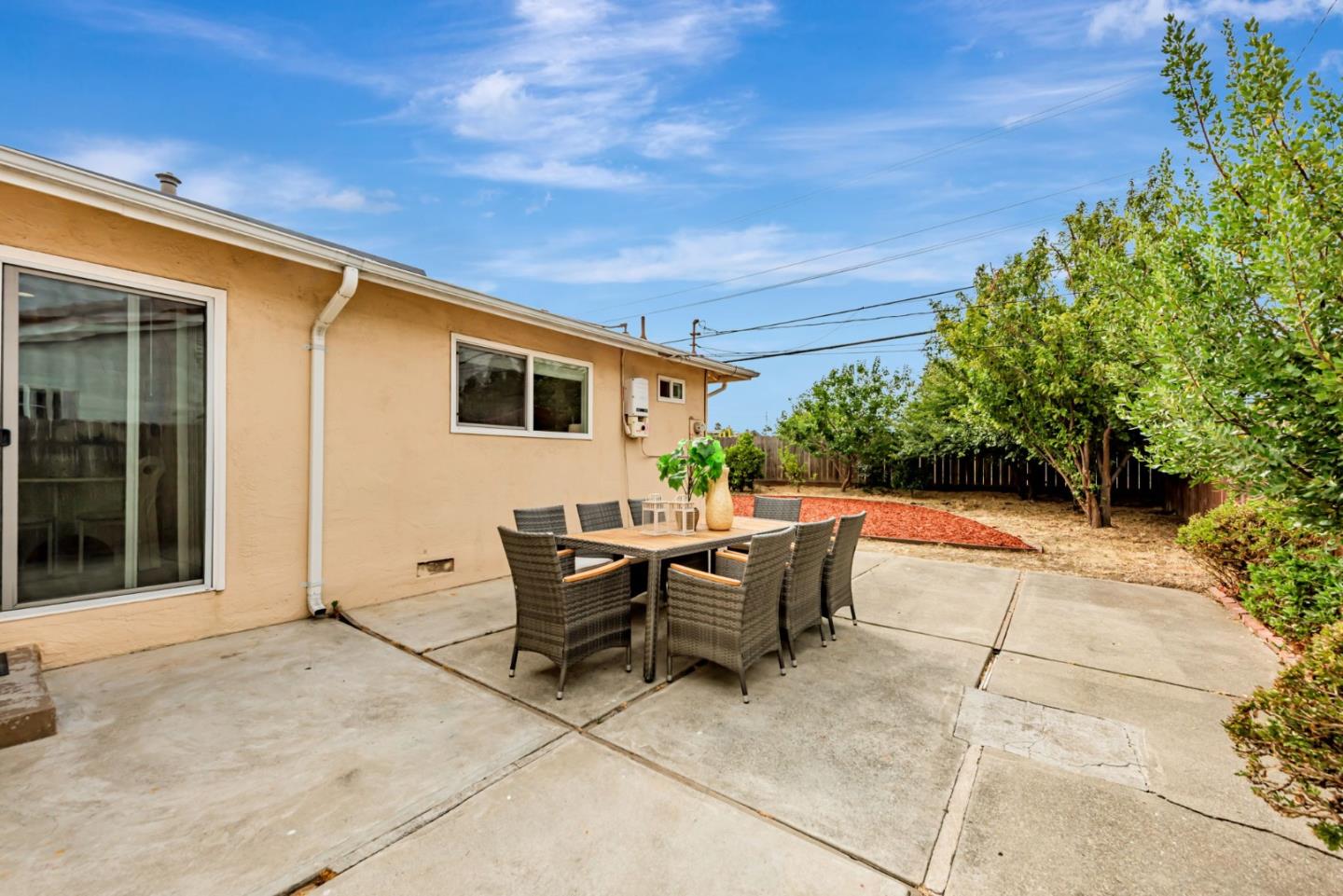 Detail Gallery Image 14 of 22 For 4692 Nelson St, Fremont,  CA 94538 - 3 Beds | 2 Baths