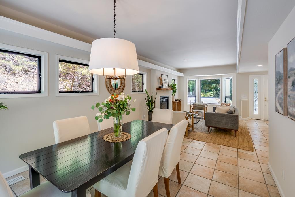 Detail Gallery Image 15 of 45 For 300 Vine Hill Rd, Santa Cruz,  CA 95065 - 4 Beds | 3/1 Baths