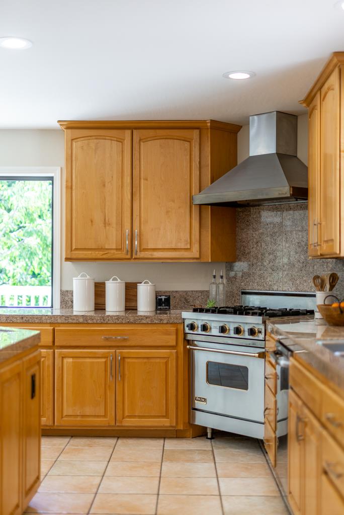 Detail Gallery Image 19 of 45 For 300 Vine Hill Rd, Santa Cruz,  CA 95065 - 4 Beds | 3/1 Baths