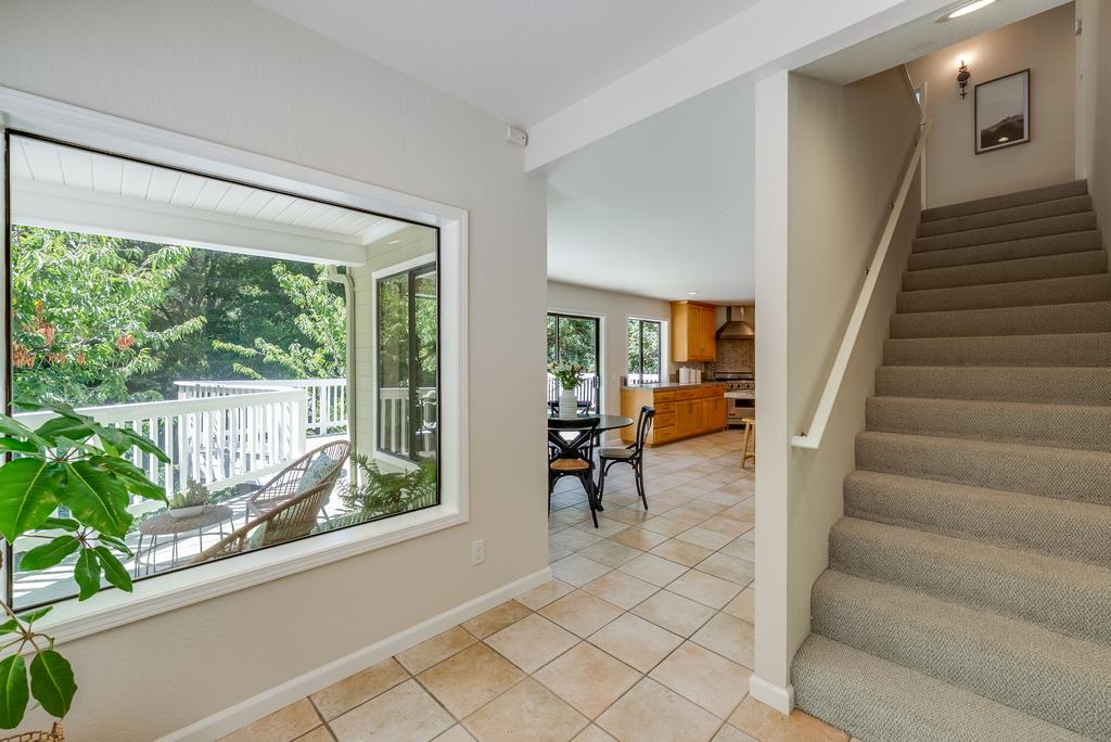 Detail Gallery Image 28 of 45 For 300 Vine Hill Rd, Santa Cruz,  CA 95065 - 4 Beds | 3/1 Baths