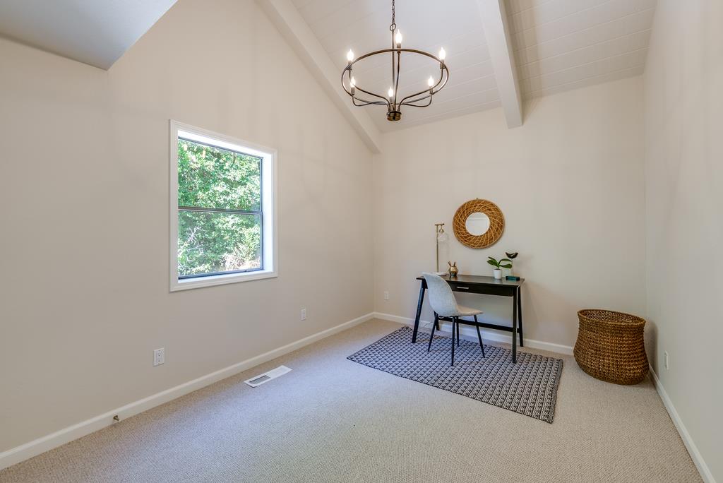 Detail Gallery Image 32 of 45 For 300 Vine Hill Rd, Santa Cruz,  CA 95065 - 4 Beds | 3/1 Baths