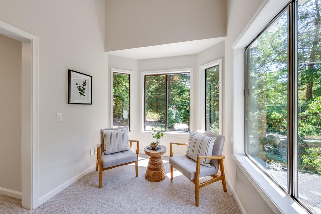 Detail Gallery Image 5 of 45 For 300 Vine Hill Rd, Santa Cruz,  CA 95065 - 4 Beds | 3/1 Baths