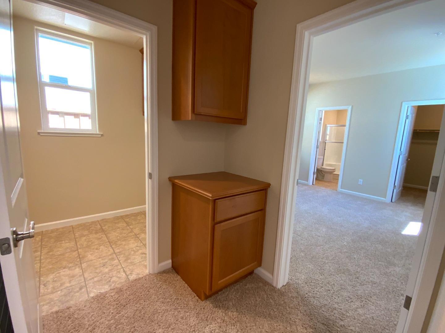 Detail Gallery Image 9 of 18 For 789 Aurora Way, King City,  CA 93930 - 3 Beds | 2 Baths