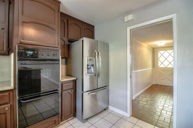 Detail Gallery Image 18 of 28 For 1108 Topaz Ave, San Jose,  CA 95117 - 3 Beds | 2 Baths