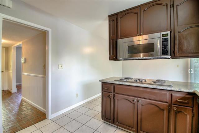 Detail Gallery Image 19 of 28 For 1108 Topaz Ave, San Jose,  CA 95117 - 3 Beds | 2 Baths