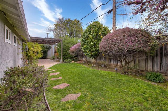 Detail Gallery Image 4 of 28 For 1108 Topaz Ave, San Jose,  CA 95117 - 3 Beds | 2 Baths