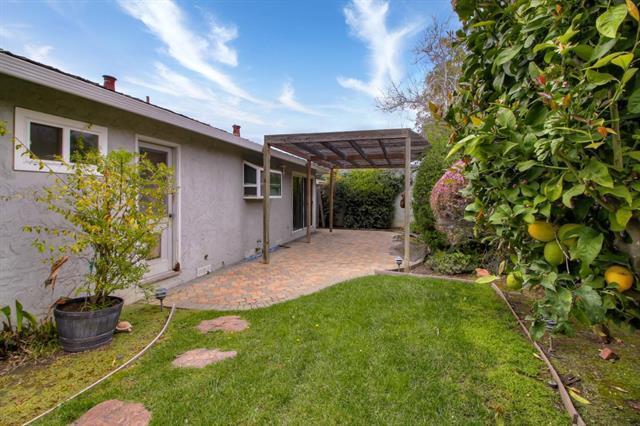 Detail Gallery Image 6 of 28 For 1108 Topaz Ave, San Jose,  CA 95117 - 3 Beds | 2 Baths