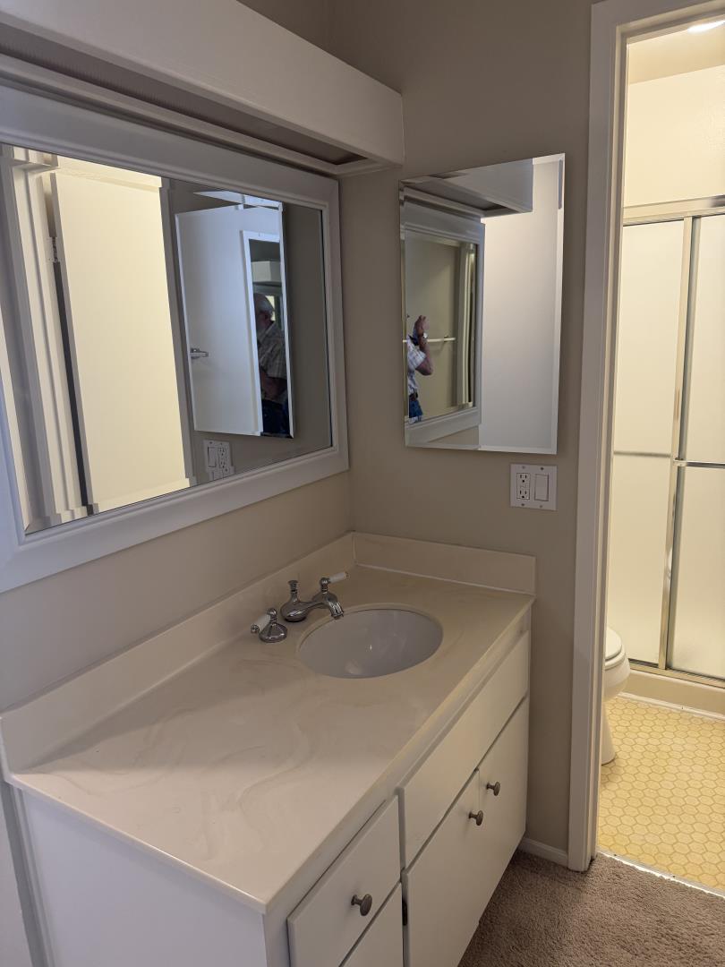 Detail Gallery Image 7 of 10 For 3322 Brittan Ave #11,  San Carlos,  CA 94070 - 2 Beds | 2 Baths