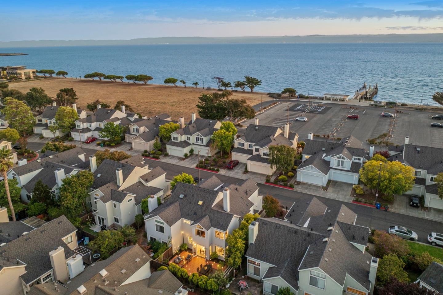 Detail Gallery Image 16 of 75 For 445 Mcdonnel Rd, Alameda,  CA 94502 - 3 Beds | 2/1 Baths