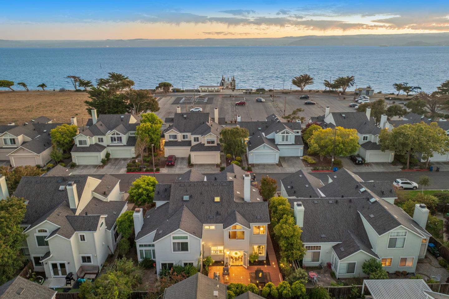 Detail Gallery Image 17 of 75 For 445 Mcdonnel Rd, Alameda,  CA 94502 - 3 Beds | 2/1 Baths