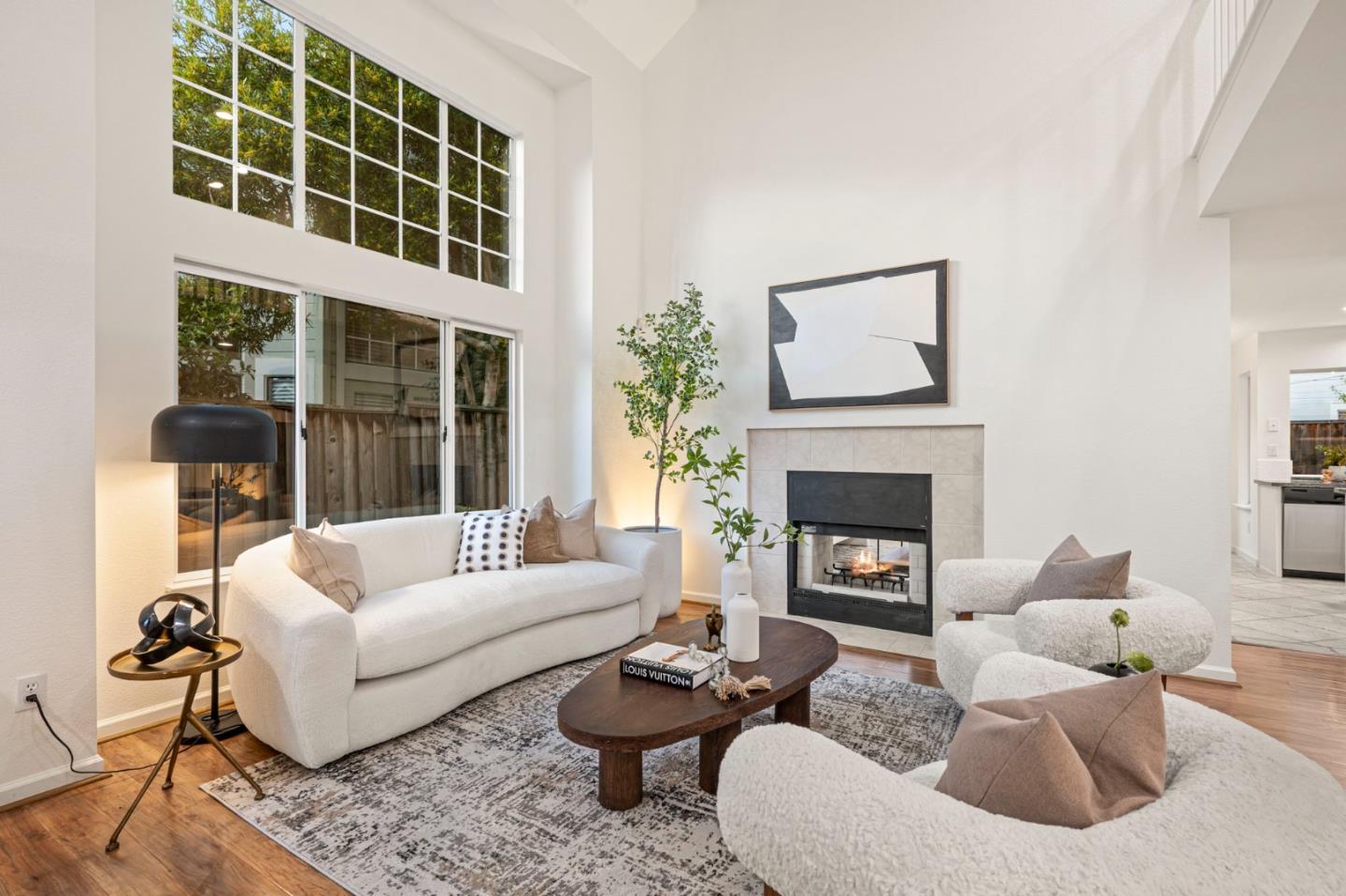 Detail Gallery Image 3 of 75 For 445 Mcdonnel Rd, Alameda,  CA 94502 - 3 Beds | 2/1 Baths