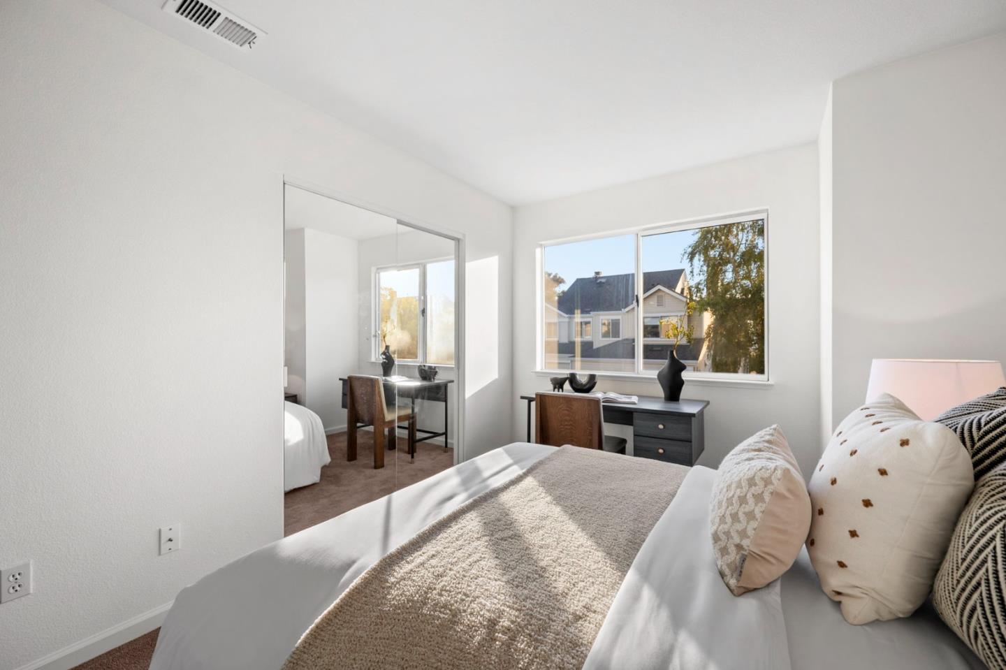 Detail Gallery Image 47 of 75 For 445 Mcdonnel Rd, Alameda,  CA 94502 - 3 Beds | 2/1 Baths