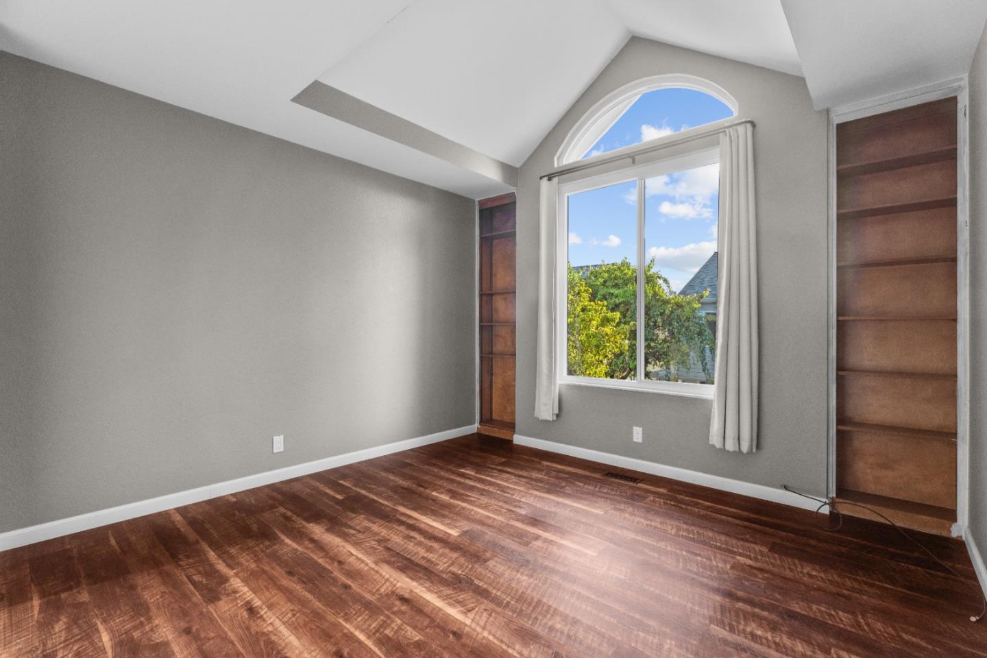 Detail Gallery Image 22 of 34 For 118 Stoney Creek Rd, Santa Cruz,  CA 95060 - 3 Beds | 2/1 Baths